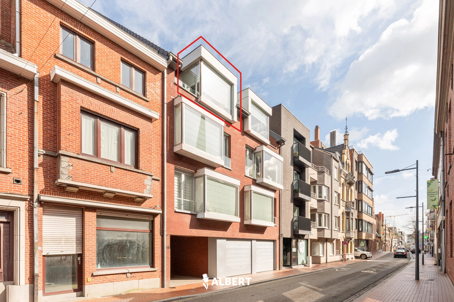 caadda41ca854463a3bcc05ee0df005c photo