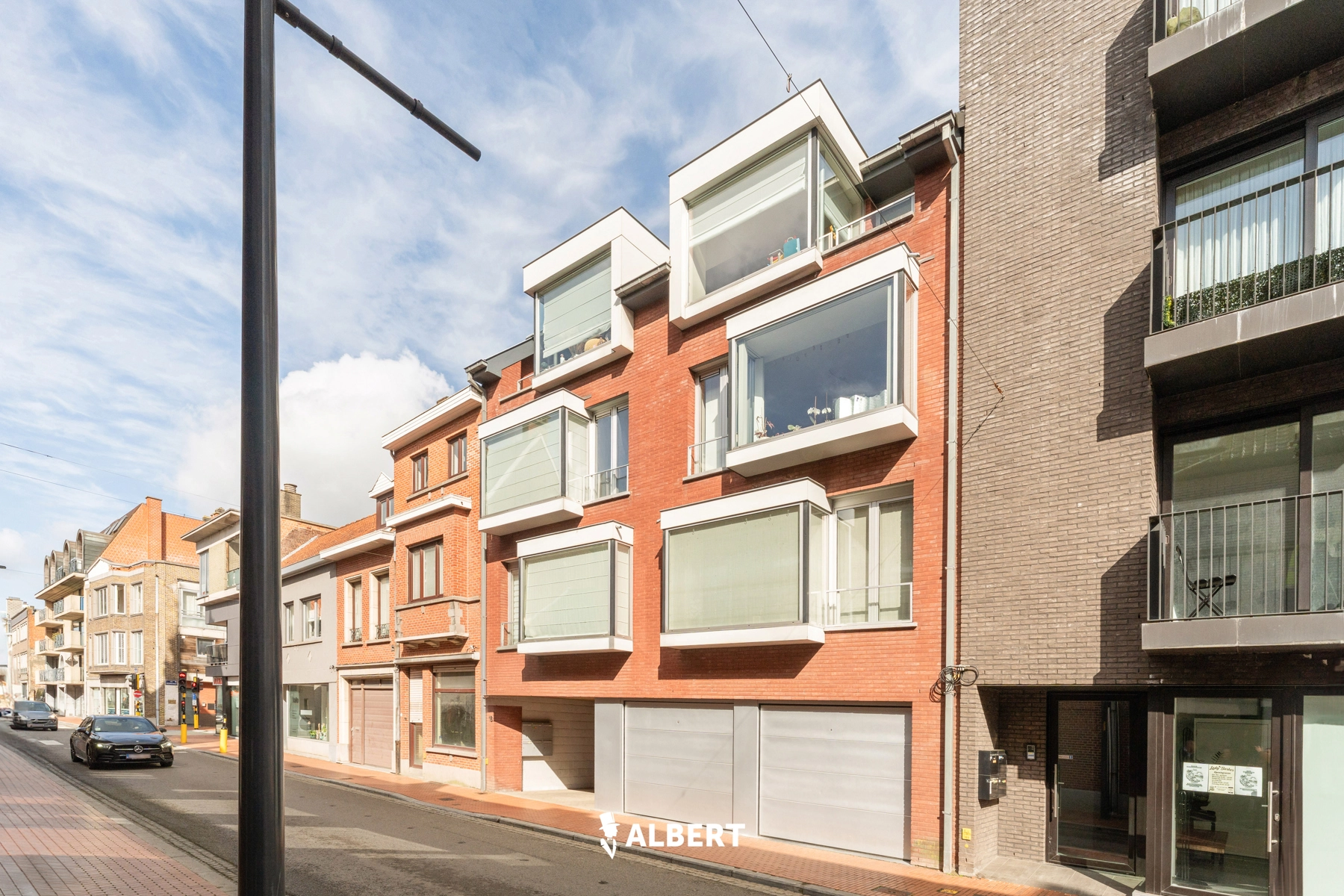 123c864d209d41b78dbb06bb9b74bc38 photo