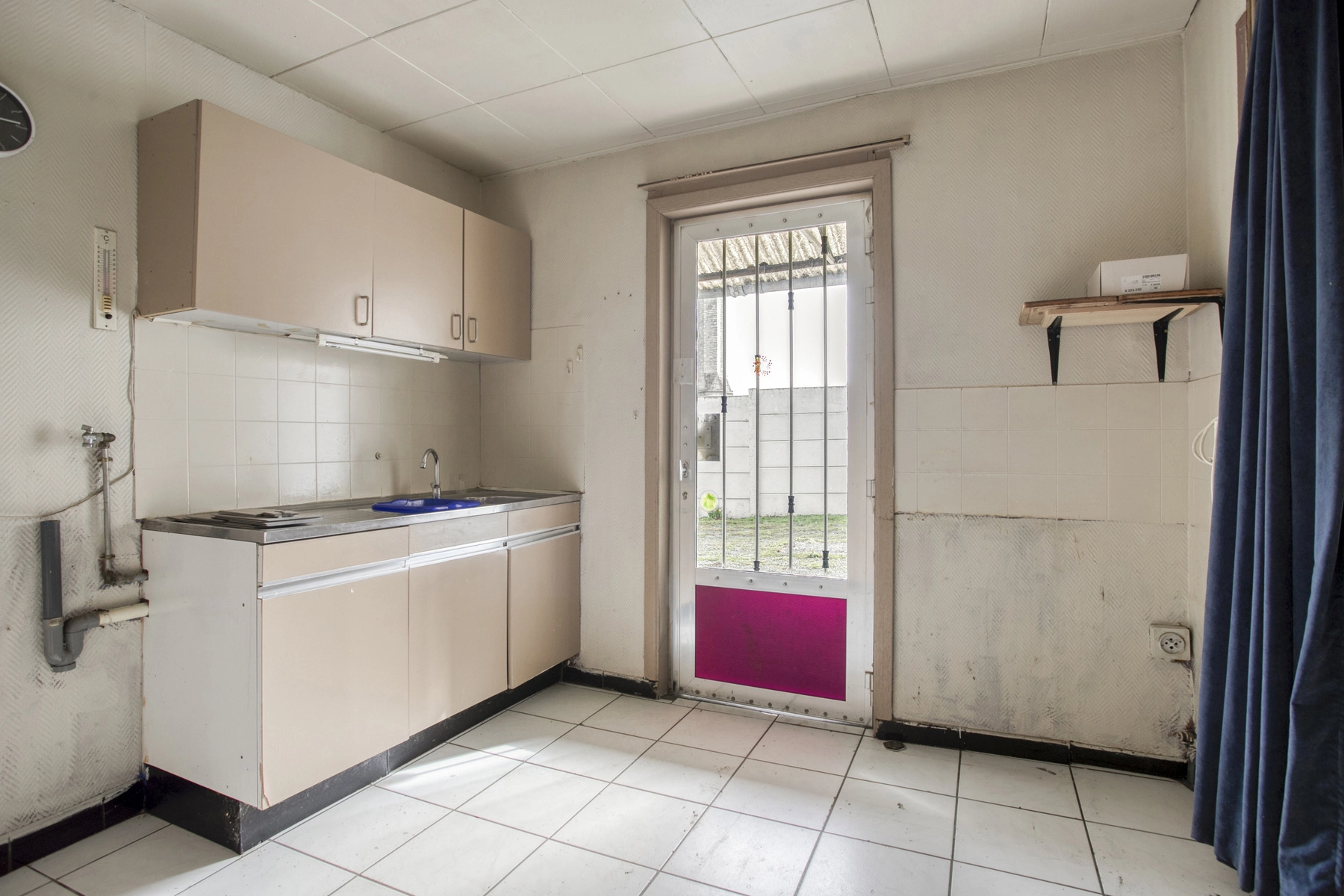 60b86d3529fe4ab6b6d6e2659bede59f photo