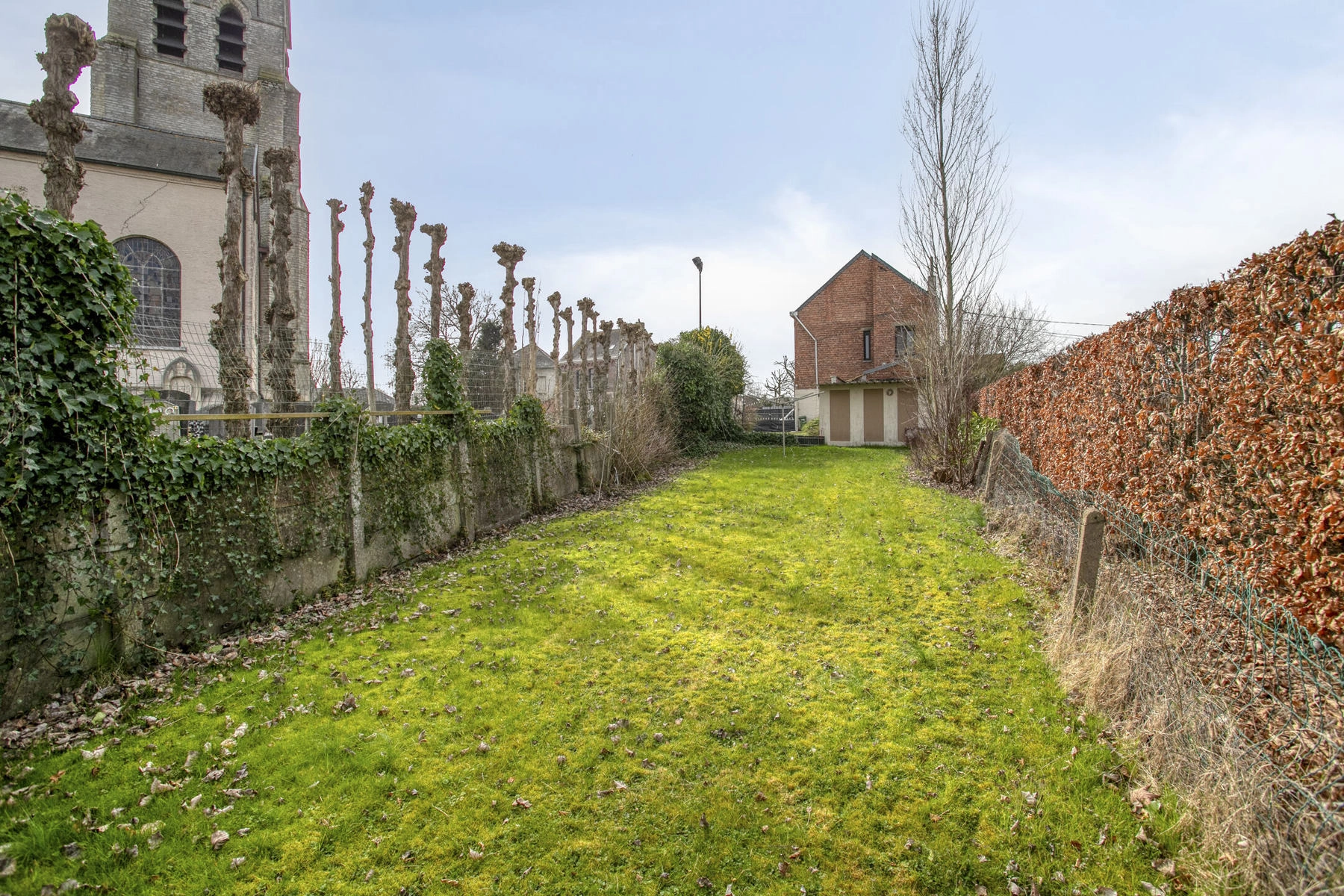 f4cc1818d9434bdf95875152a7213f56 photo