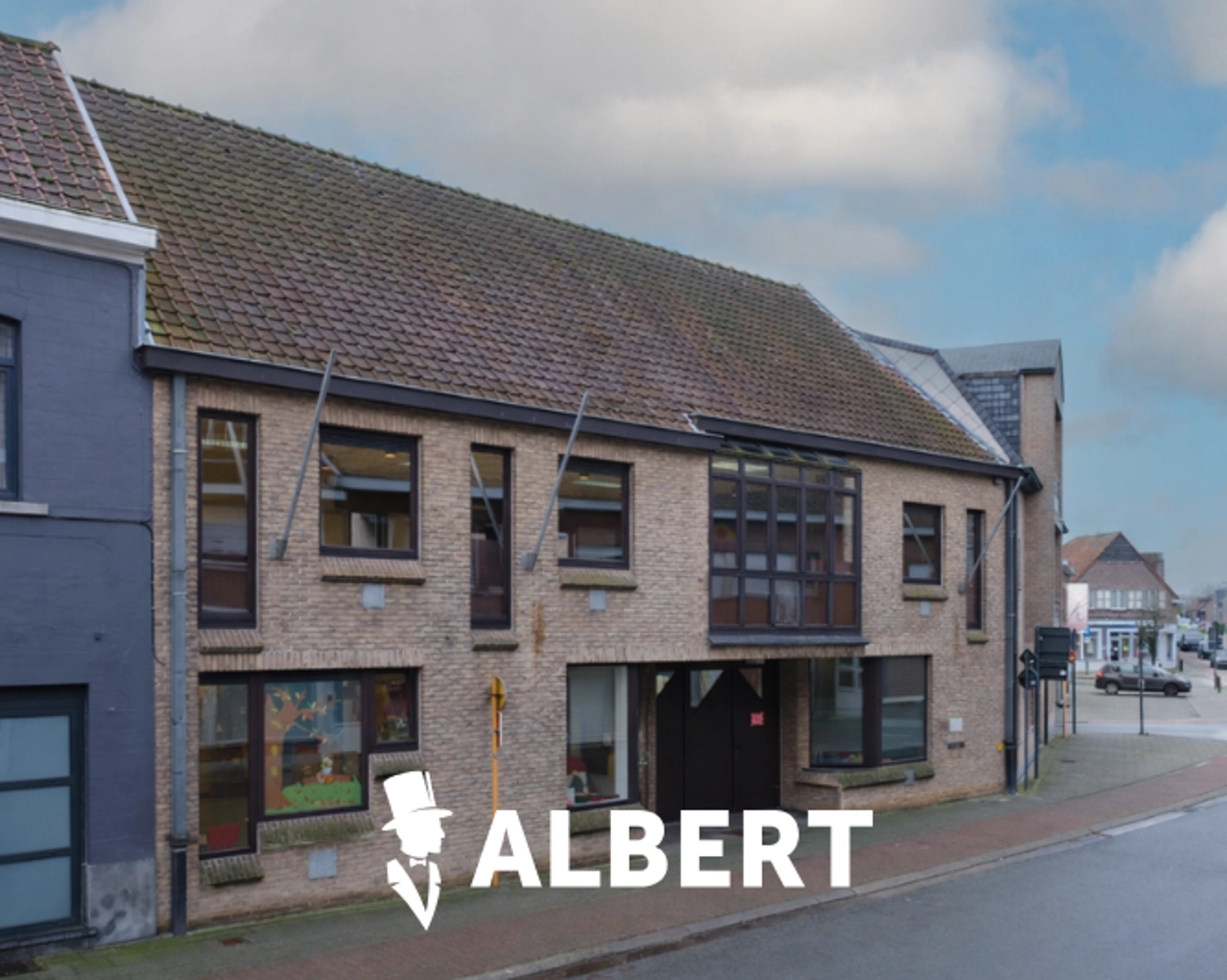 56b400b16fb54a4d9f3ab08f224f597d photo