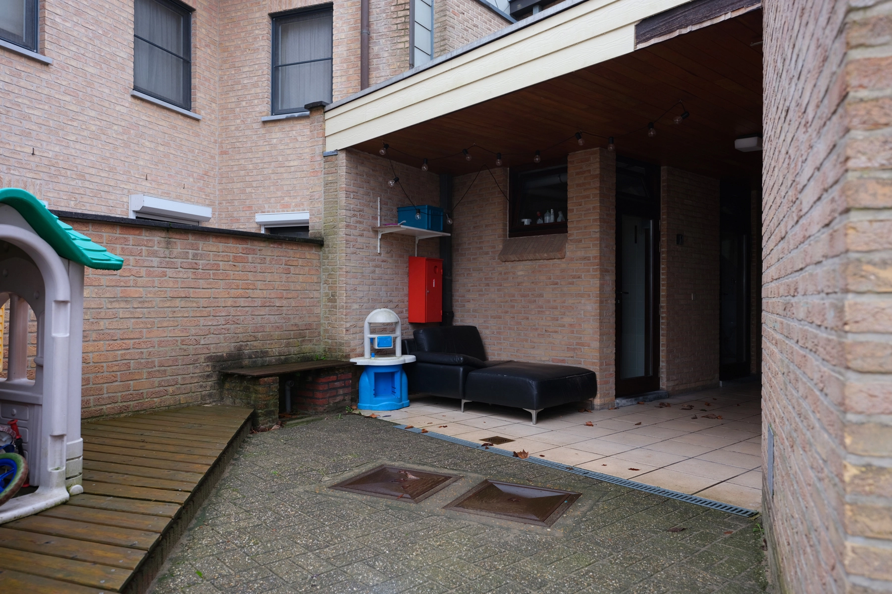 74b523adc9794fc6aca2d9cd79f97af8 photo