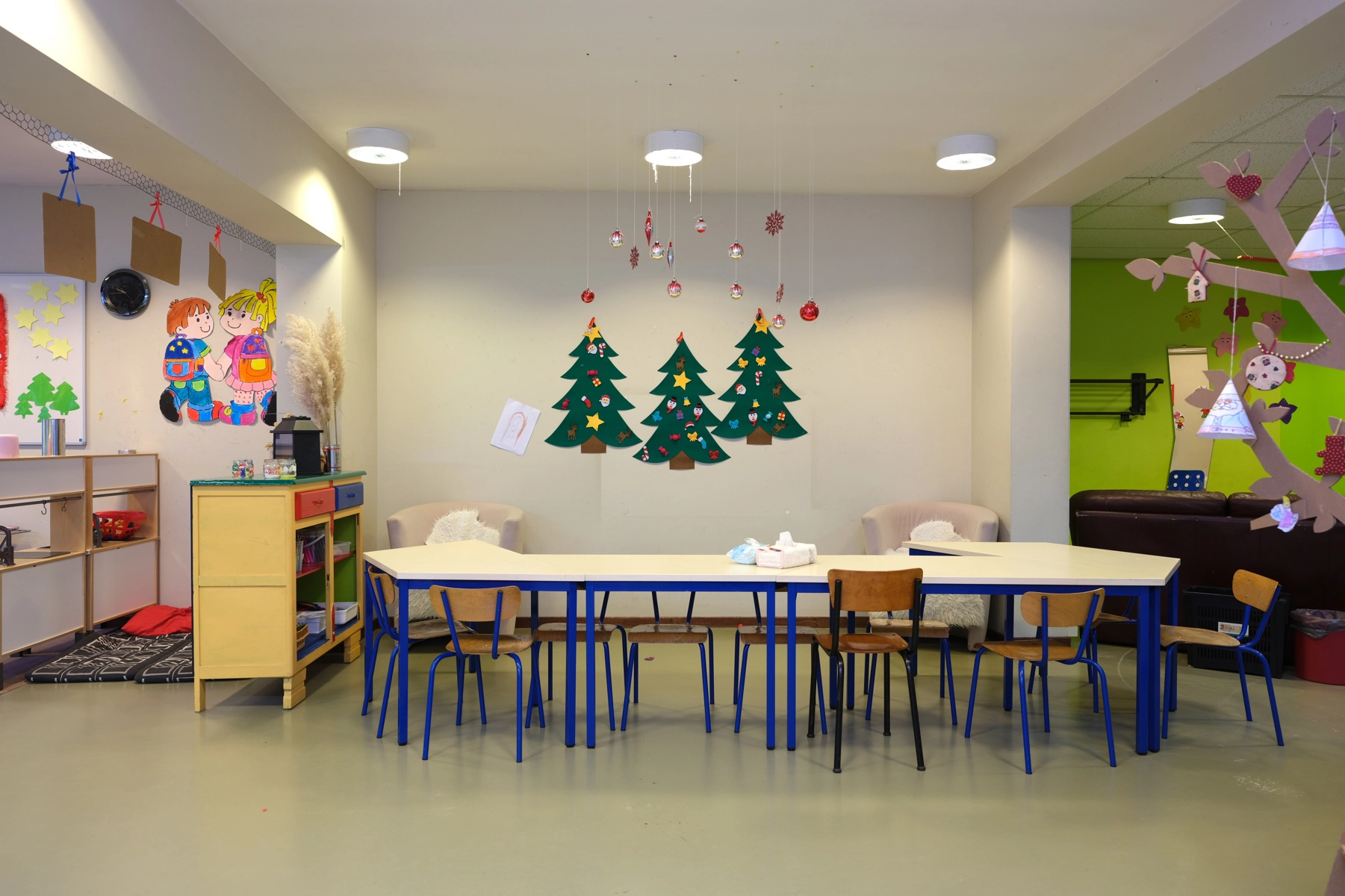 83bc8d6a296444648ad60a355118ea53 photo