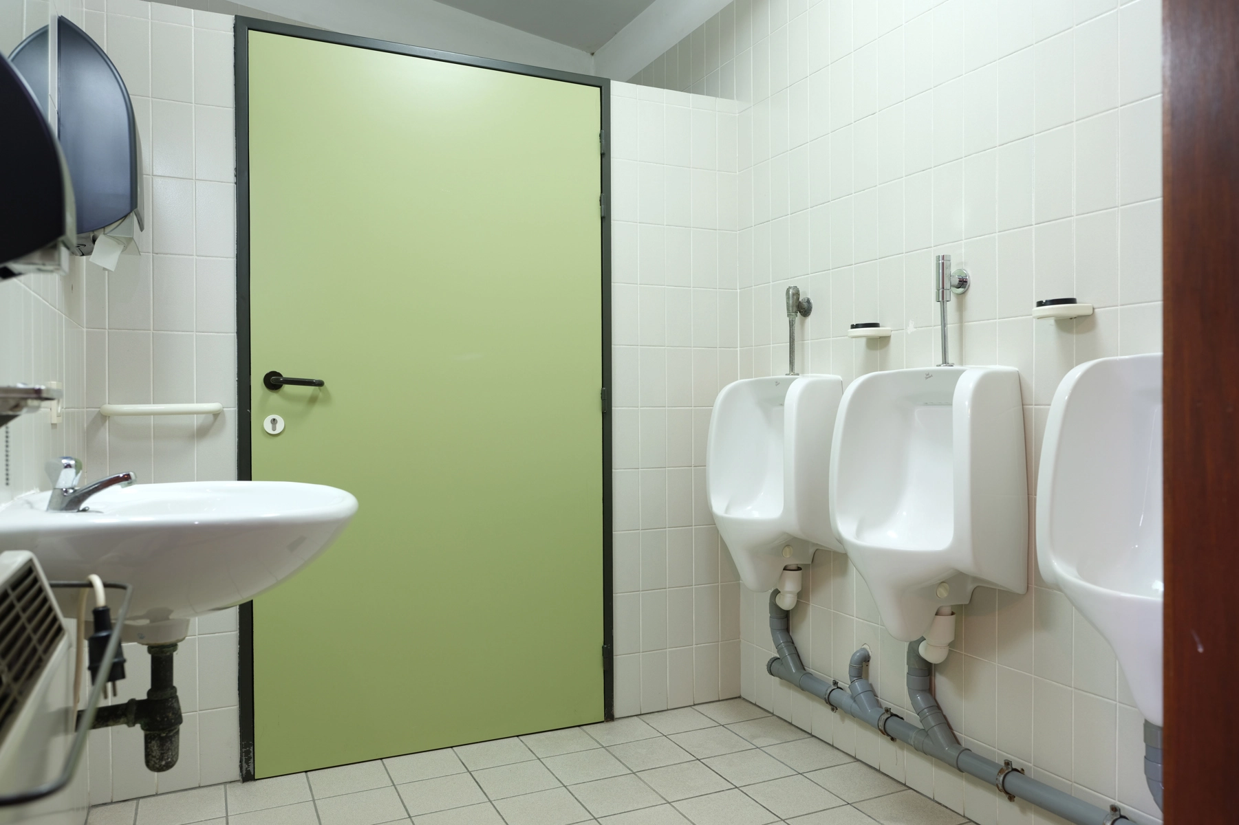 8877bc778ffc40ba91043d9cb04b7d06 photo