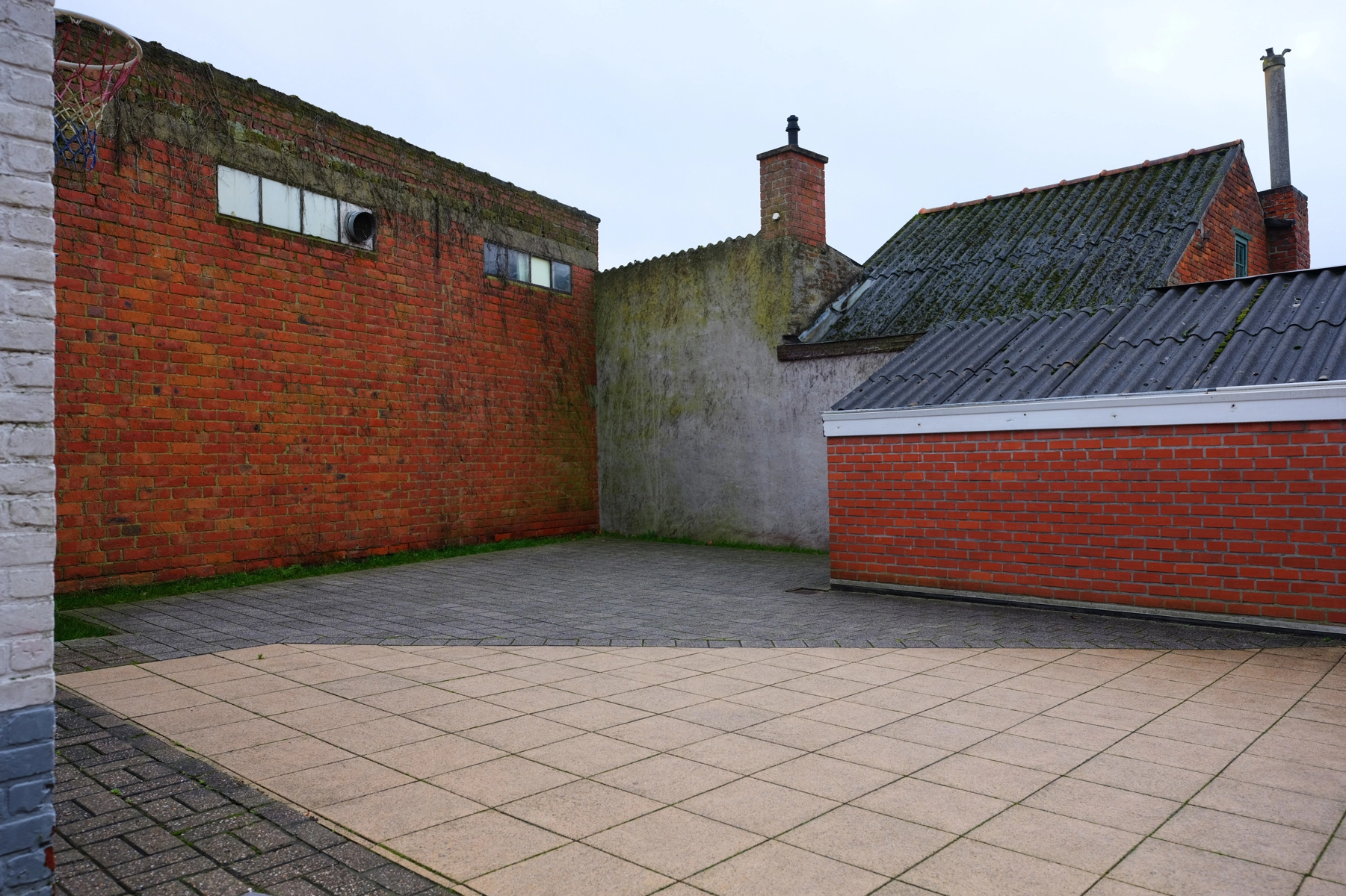 cee45ba8a7ce462080371a24f8b66392 photo