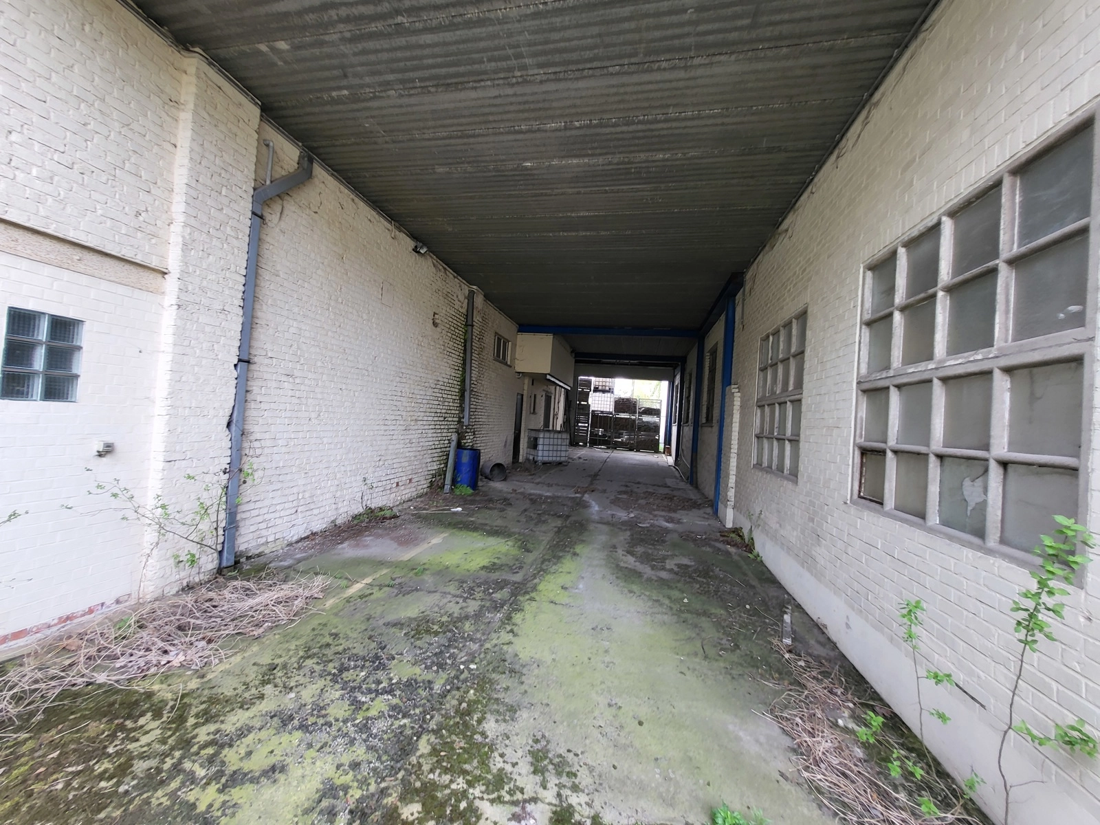 b82a83cd4af94f3f874ca94594d3f7e8 photo