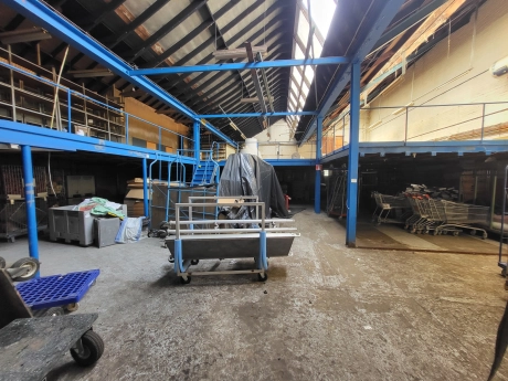 c3492f9ed52c4efd83fc24dff1ed93b4 thumbnail