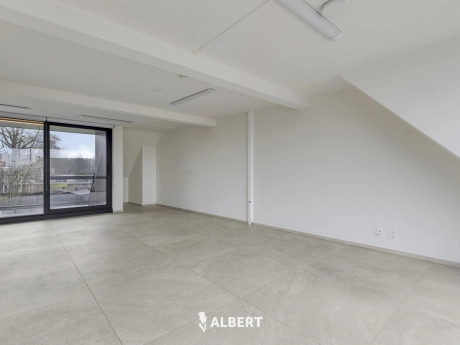 8b8f3a45dd3b4a6aa5c2db387667cd89 thumbnail