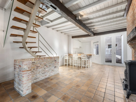 fbd93d8e3706488aa65e23b5951de13e thumbnail