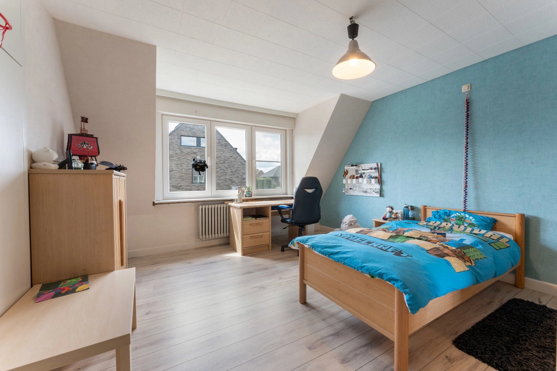 e96e187cba5d45e5ae43a7cb9e2130c7 photo