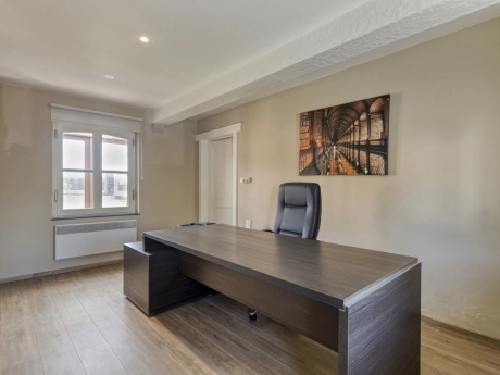 4444080ca8c14b29b7a470afdff8fb79 thumbnail