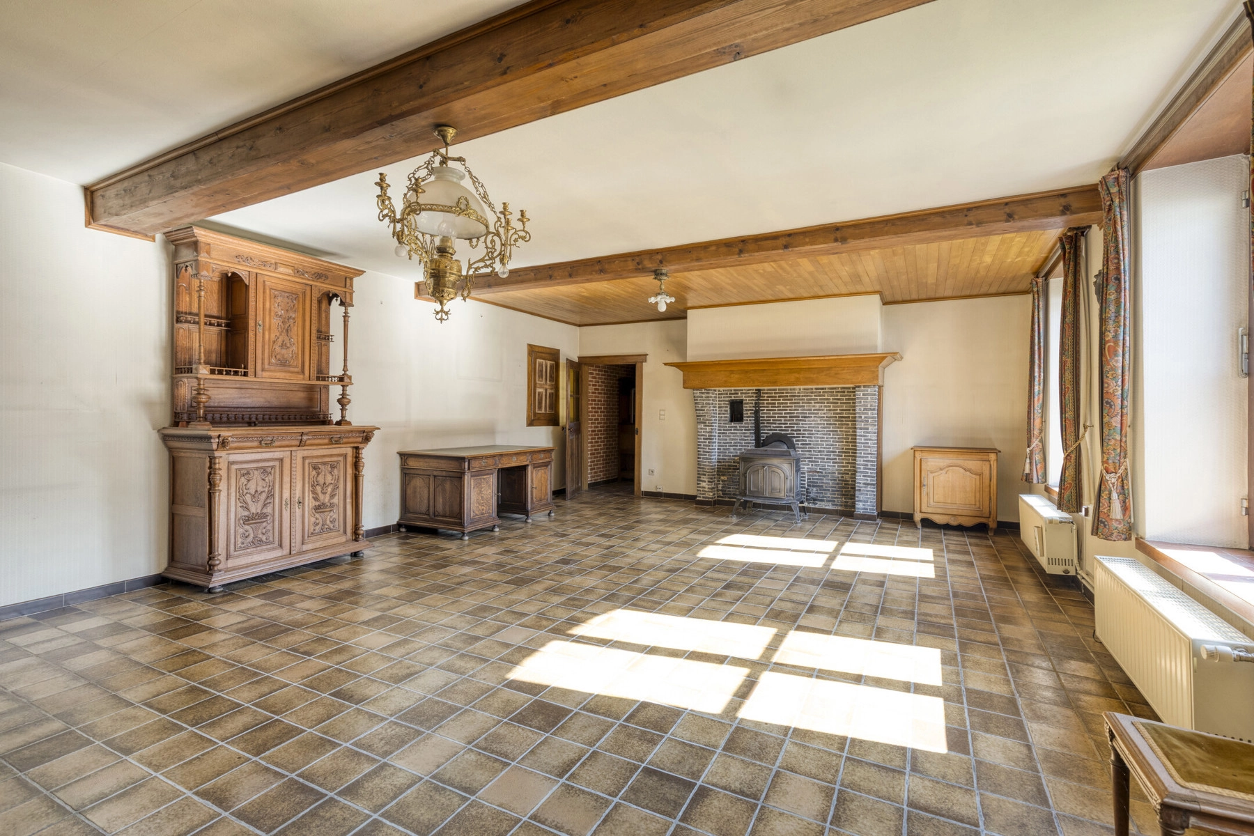 46adfa3d50c5463caa137d17de7ab01d photo