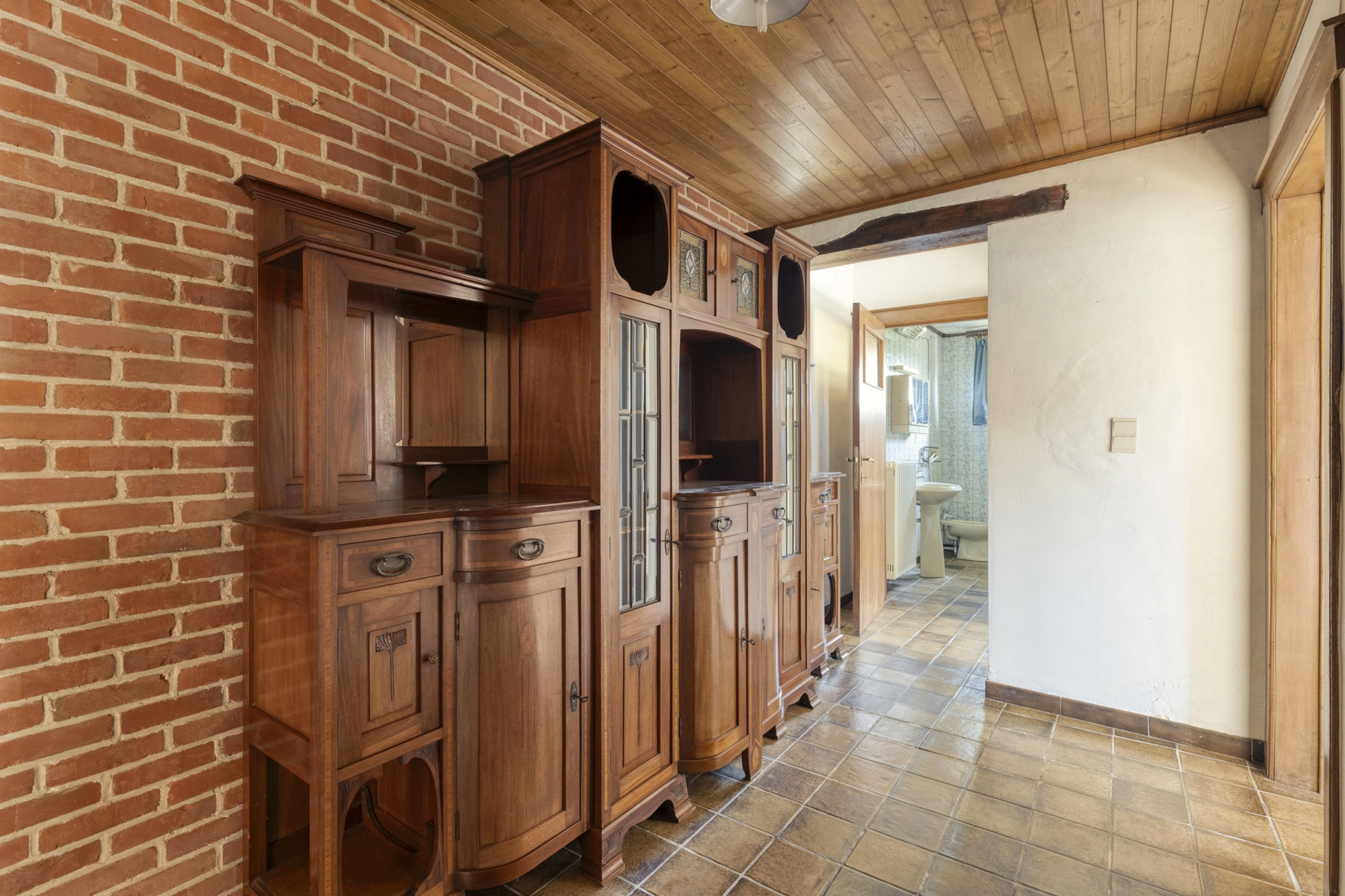 9c693c82153d4898a8071cf91d9ea42e photo