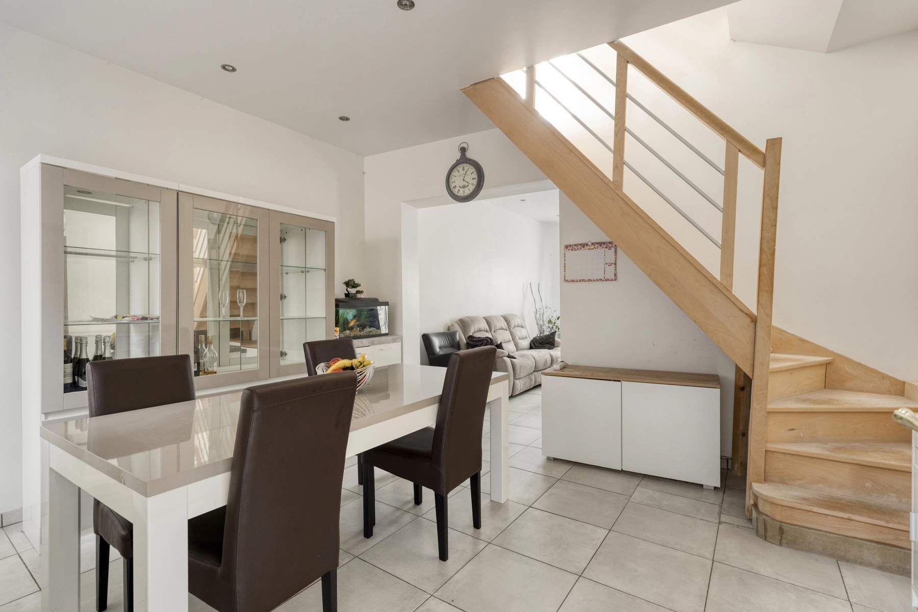 e45fa983f3e743c1b76a3bc57ccae6a2 photo