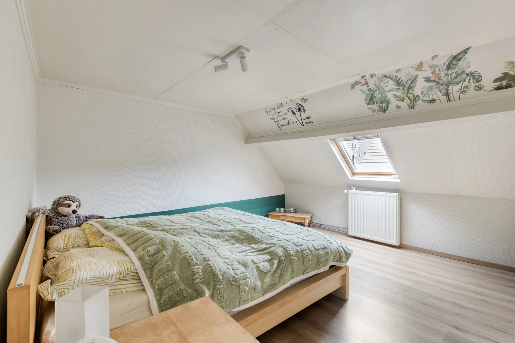 dea25ea40c36424eb6d82bb67d85bfb0 photo