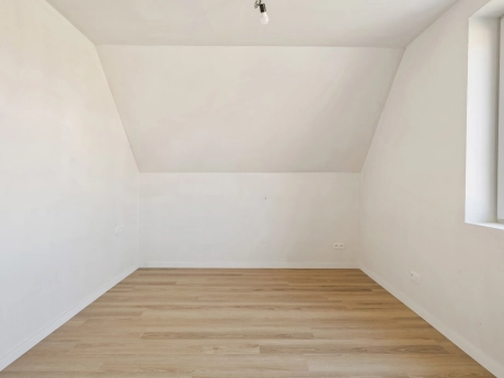 f340a74f38c84e2d9ccc509d4282c81a thumbnail