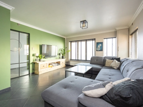 0a21d4ee6f9549c98ad51d8f26868054 thumbnail