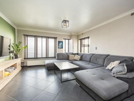 cdc8c804b99f4433bf302902f8ecf7f5 thumbnail