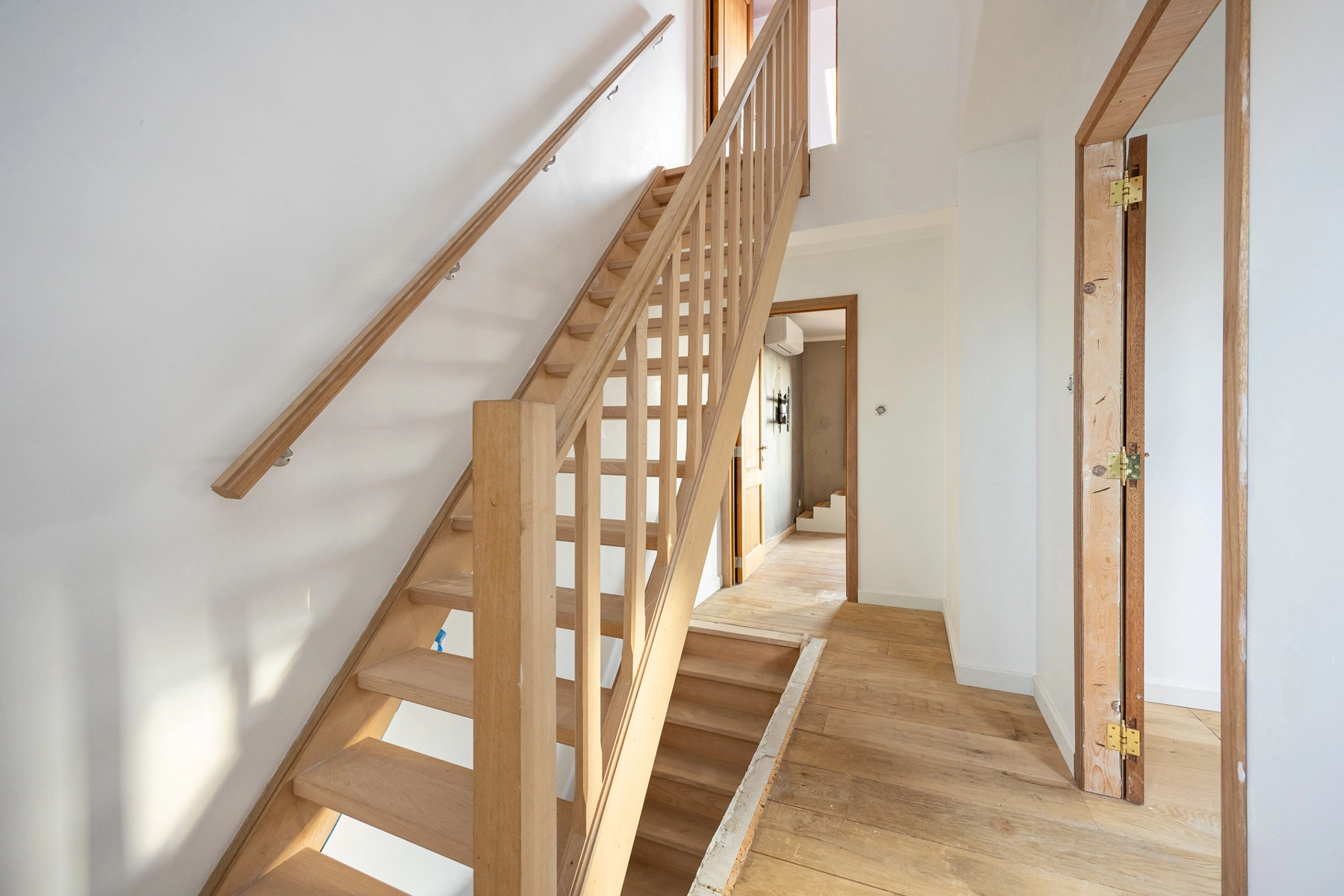 d50041c491e4438aa500e568fda49cde photo