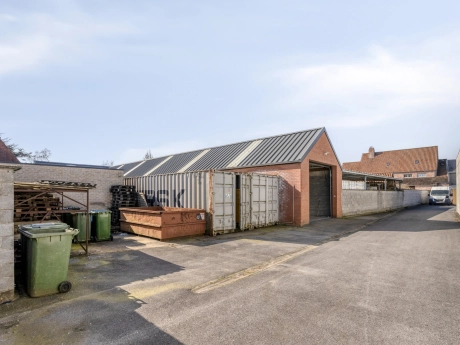 6c95f0232a11439f9a497d1487df7a68 thumbnail