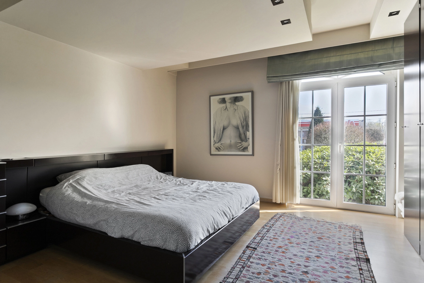 5e2e60c0b94644f6949b8222dbdbcfae photo