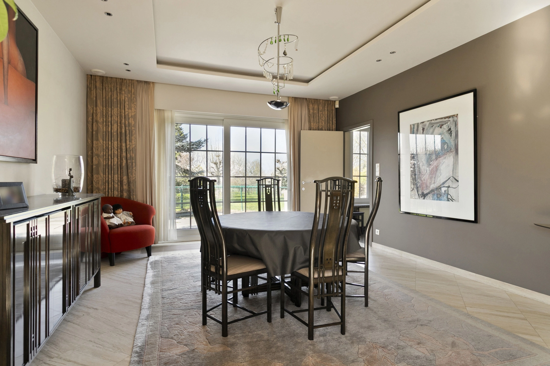 cc3e159c5367408dbdc6256c4d54f85e photo