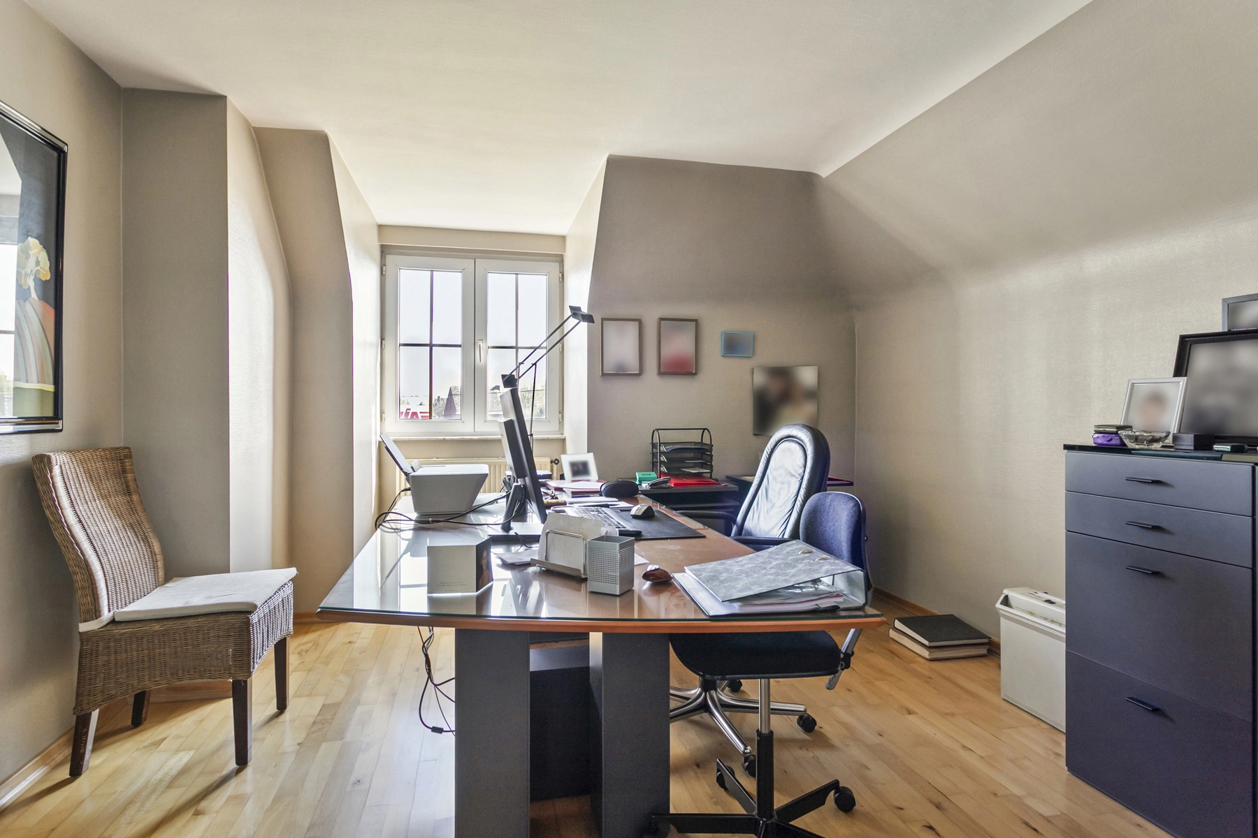 fab43bc5563b4d07aa685d3e5d911114 photo