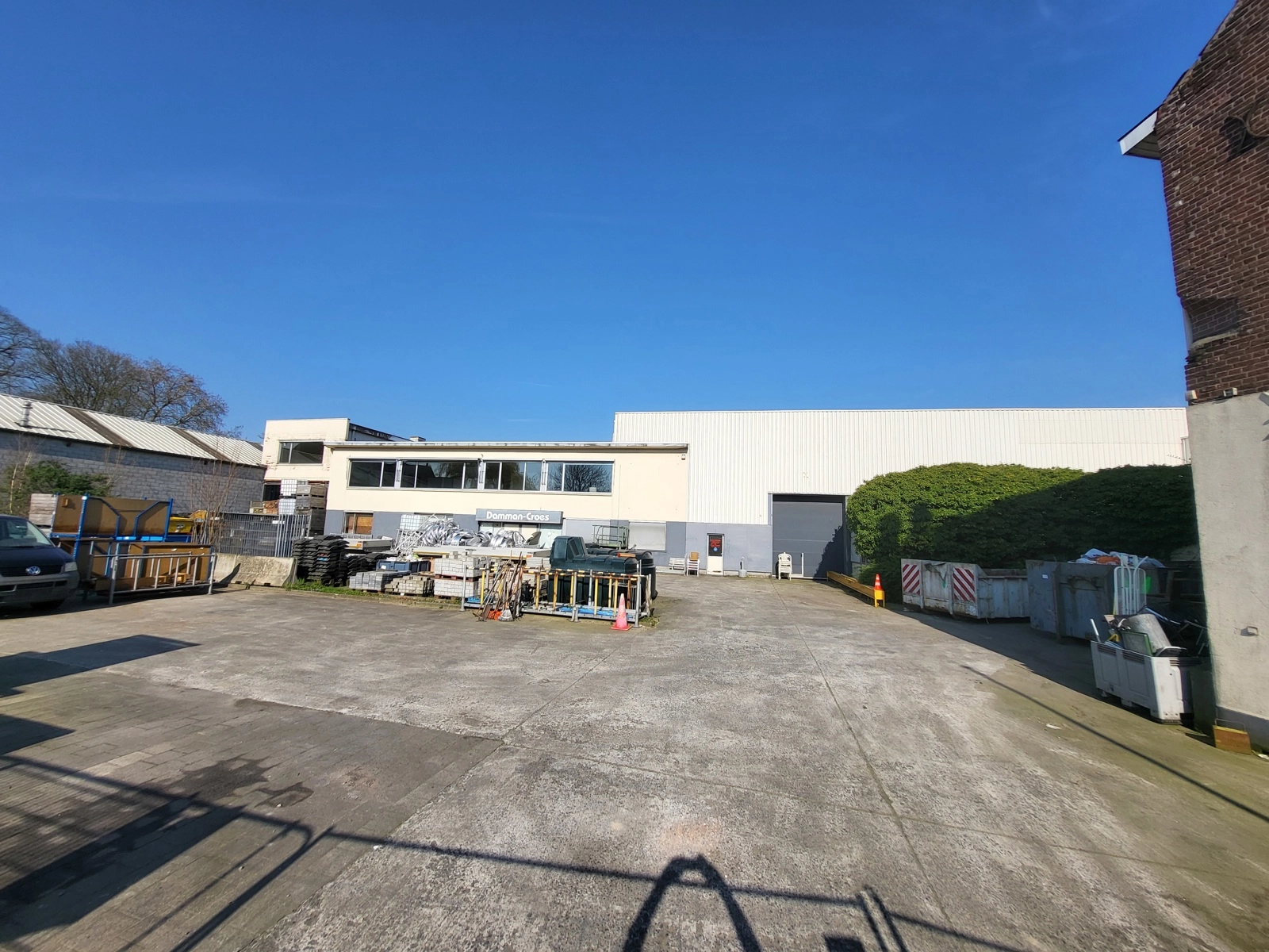 7bb51c29ea6942a29767ca2727a8924e photo