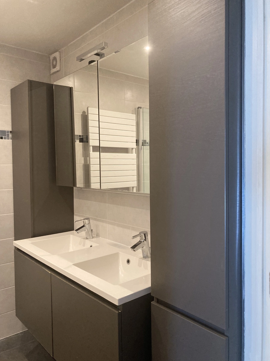 ae06e2f8f8cb449c94a6c81ad55b88a0 photo