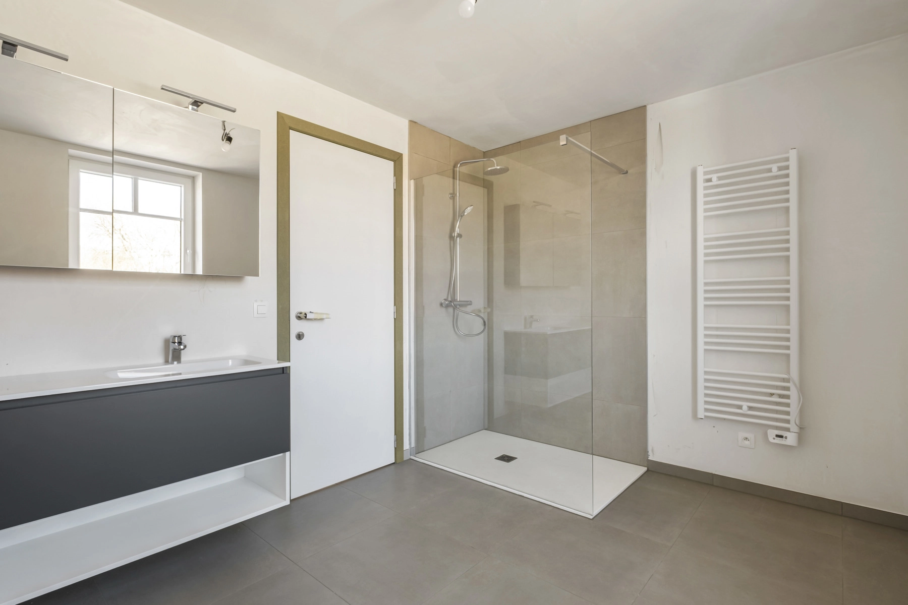 720ee3f78d68403d96059808f0cf7bb7 photo