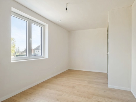 3df1582c5a4f46198ad44b683dde1435 thumbnail