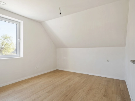 f693814396fd4e9b9b7ef0fc97bdf4e0 thumbnail