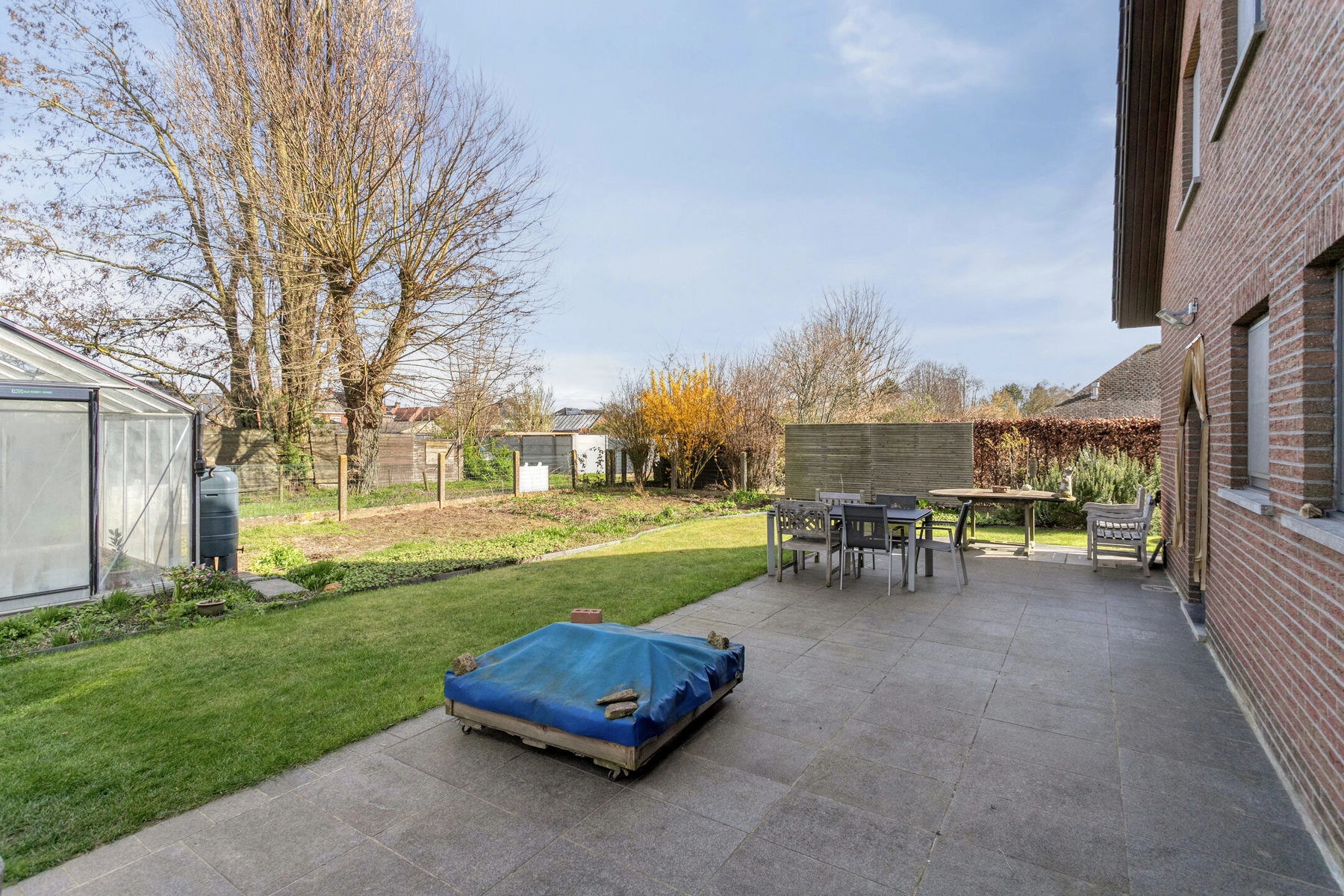 3647b69940ae42bbbe3d060b37371ba0 photo