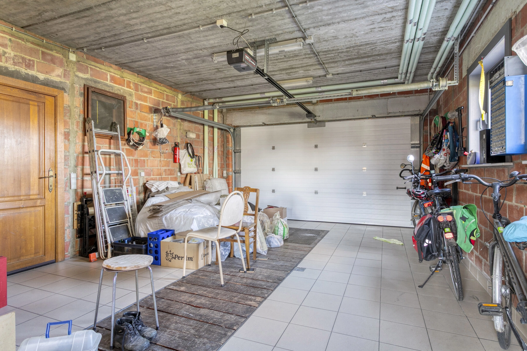 5a1c452be4a9412985ebf85a375a849e photo