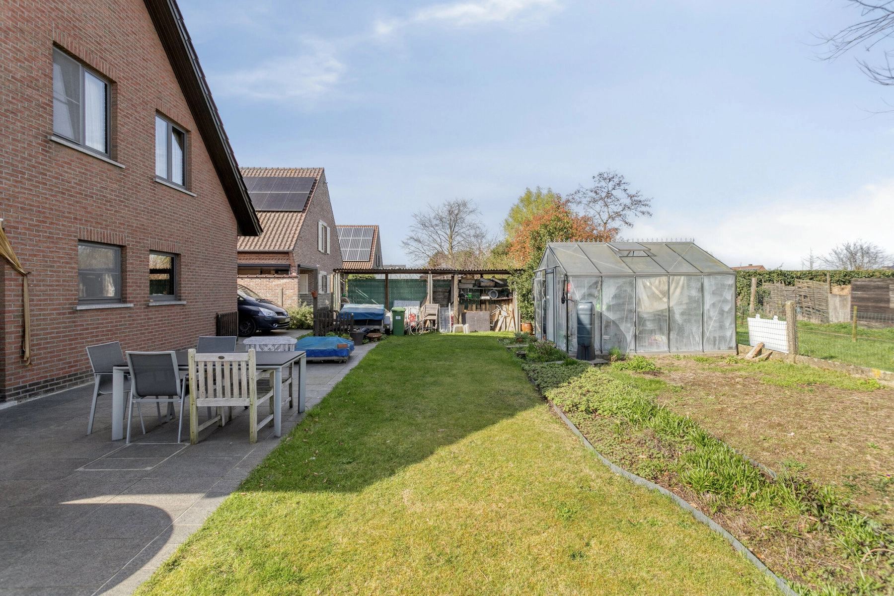 92c461417b6040a1baf7f2dcb38494af photo