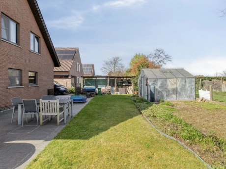 92c461417b6040a1baf7f2dcb38494af thumbnail