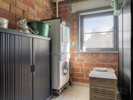 b915eed7da52404ba30b8b2ca39b075a thumbnail