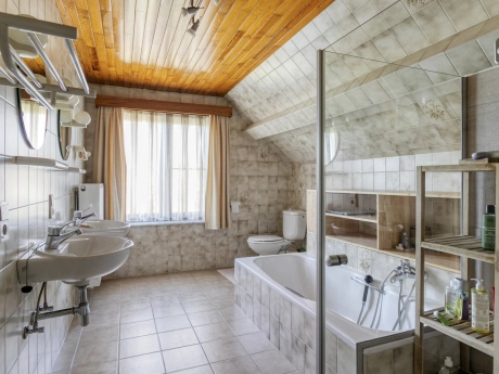 fc66afa292fd4be499fb0aaa48c8faaf thumbnail