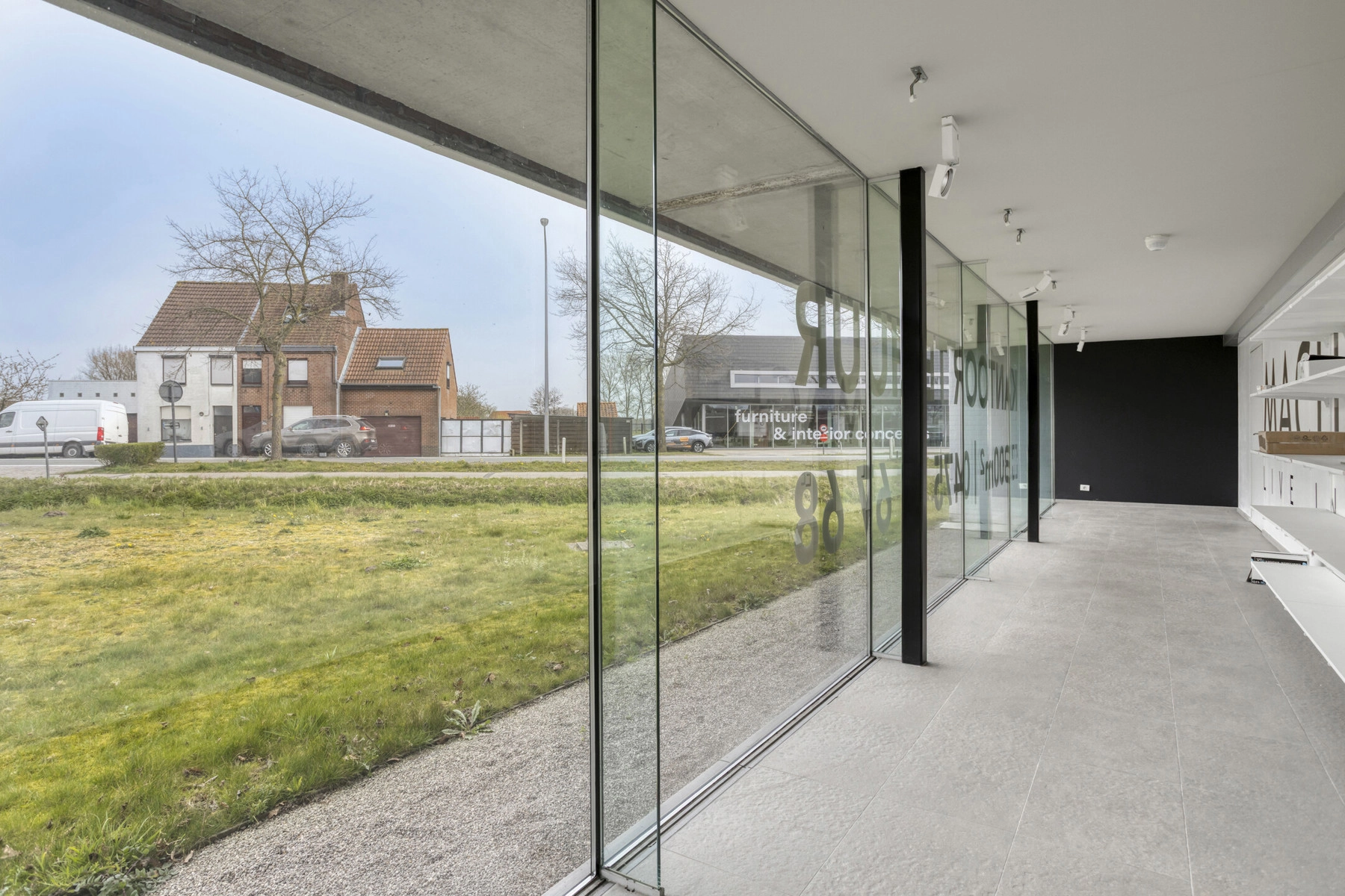 4a46beb4c8744437a9fc292c8def3b00 photo