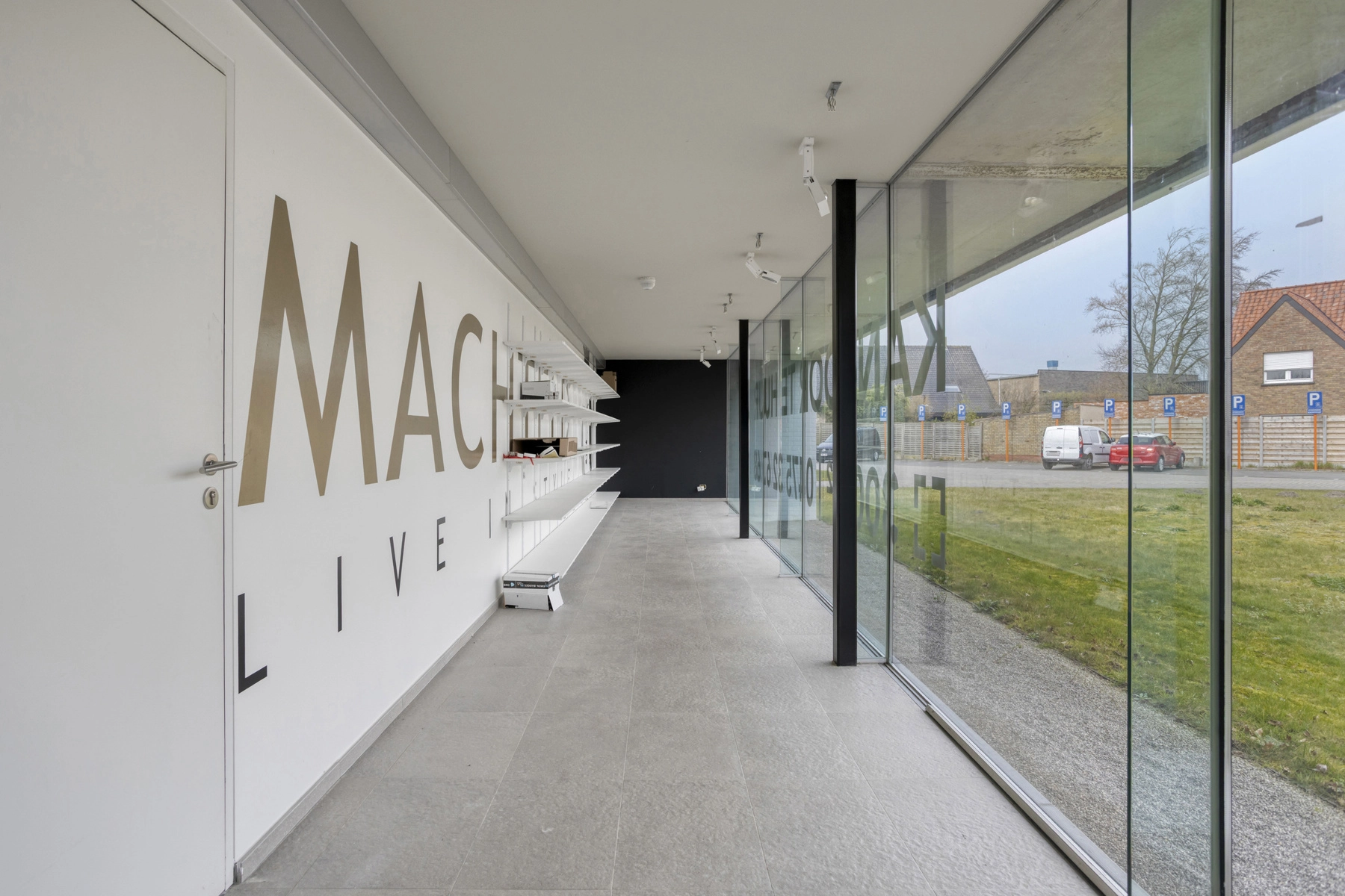 dcbc343eac94430b8af6c54e1cf54b3b photo