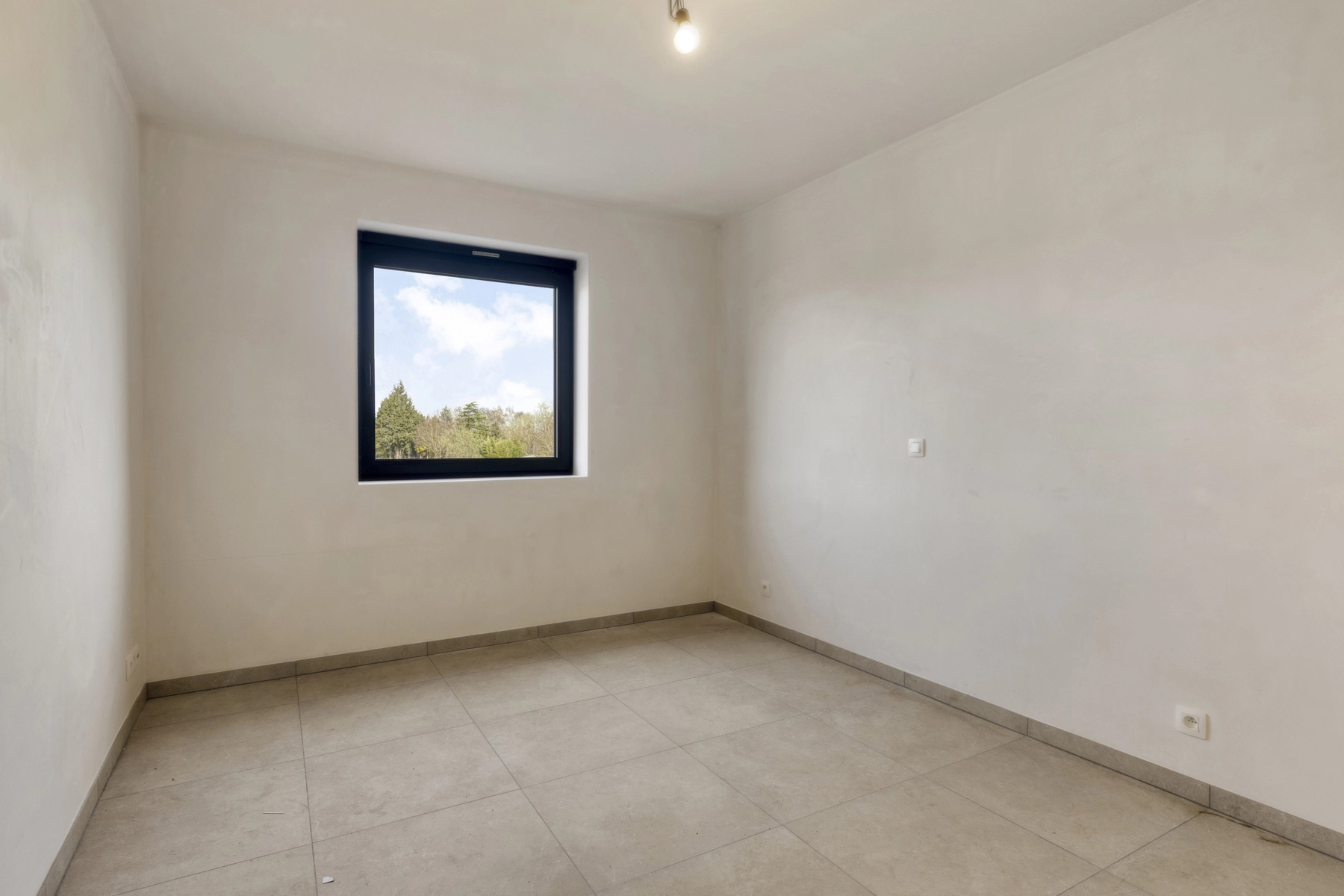 92036b09c5aa47838844940b95ca4a61 photo