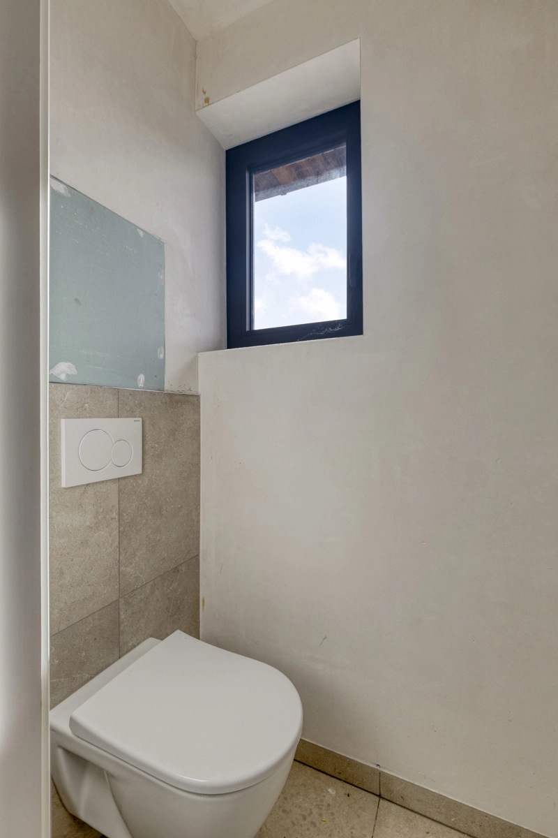 e8a2ce6d60a94a8ab40ad84056199f6d photo