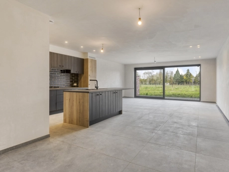 aa4e02d6535146bab6d872e303ceae5b thumbnail