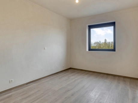 c2b3babf90c04bfcb39750557675b1be thumbnail