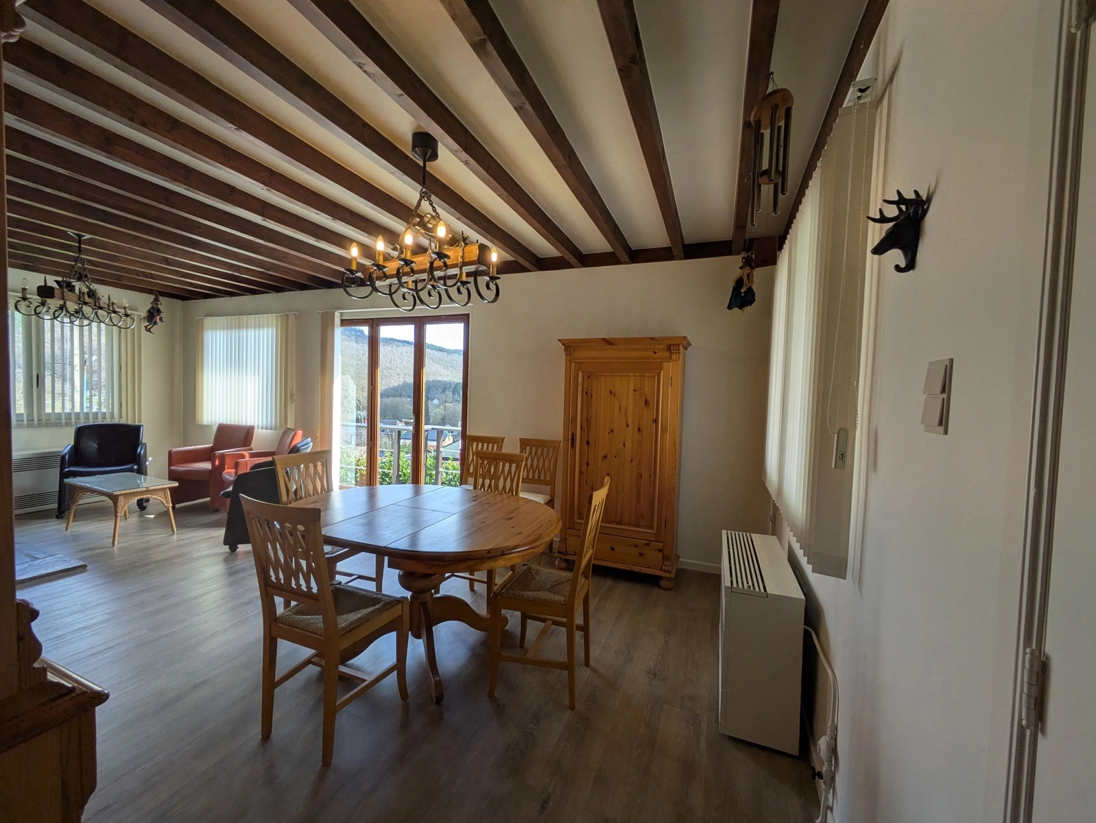 cf7f180ab93c49a0a38c2bd973bc3cee photo