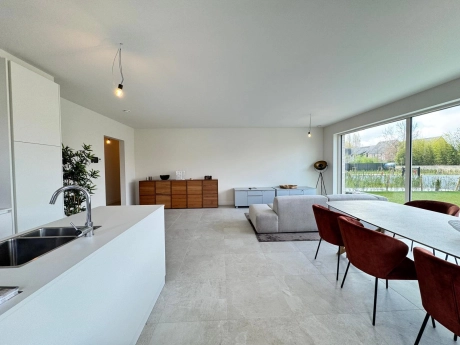 property 7632136 cover photo