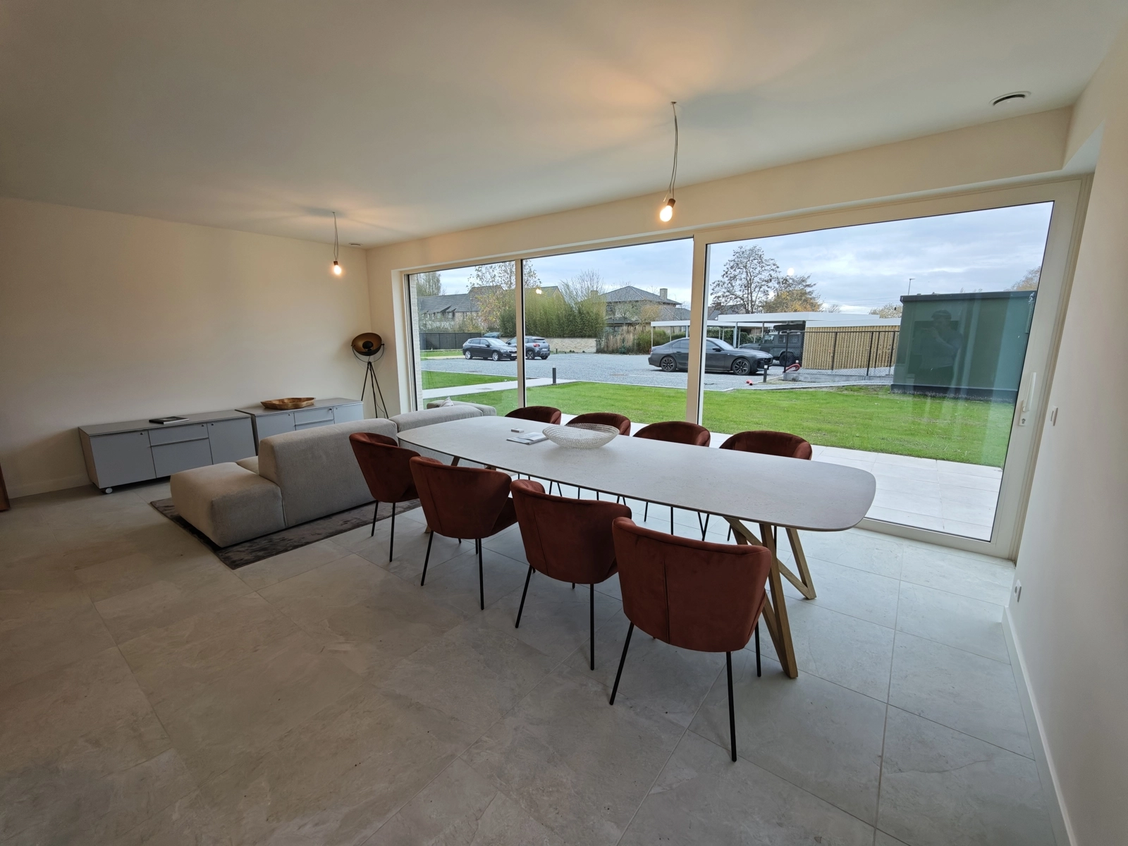 45c09f3cb2f048cab52b8a3f5de9109c photo