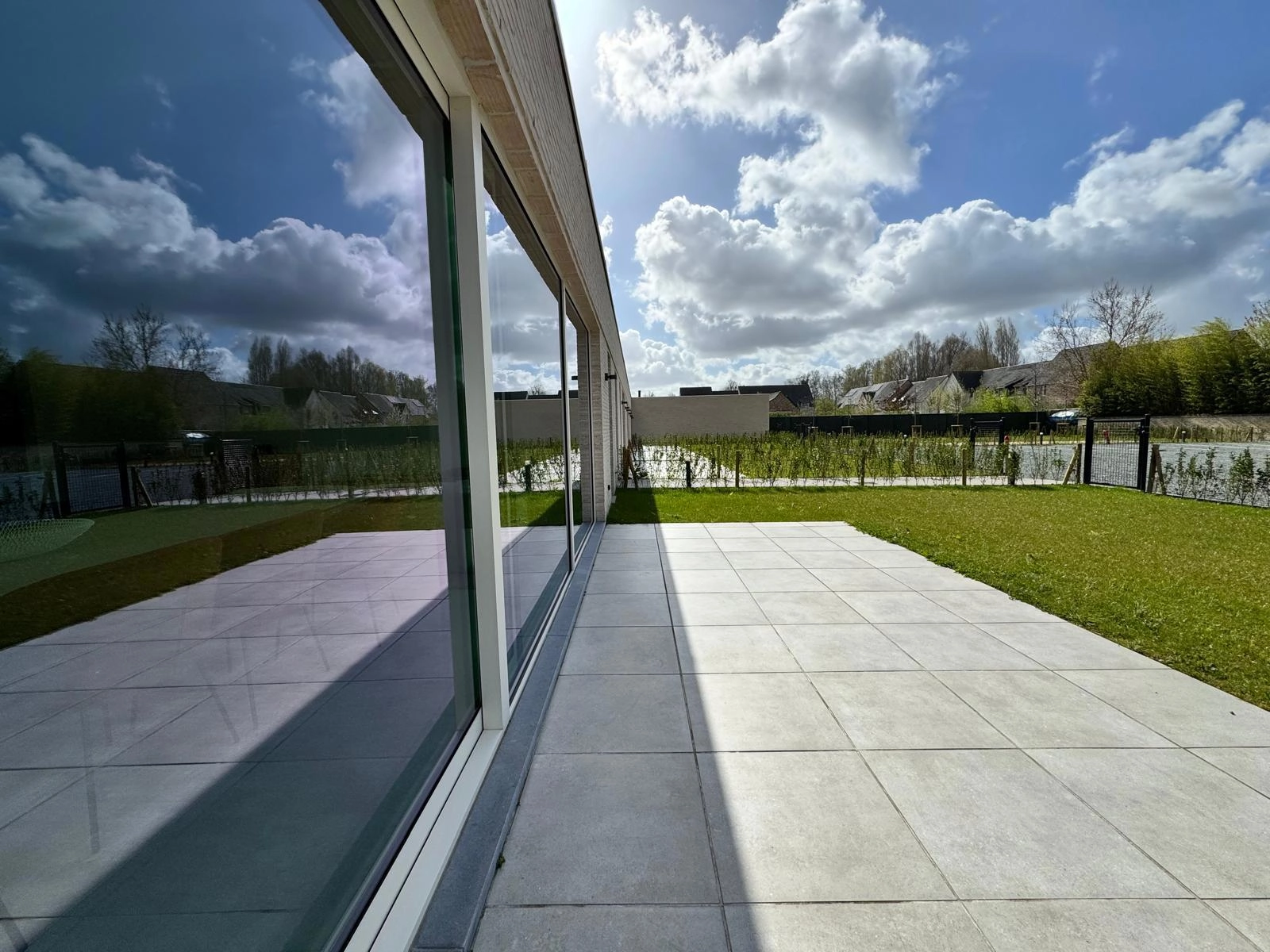 78dae6a6e20641949a50bc89d520f30d photo