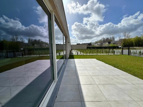 78dae6a6e20641949a50bc89d520f30d thumbnail