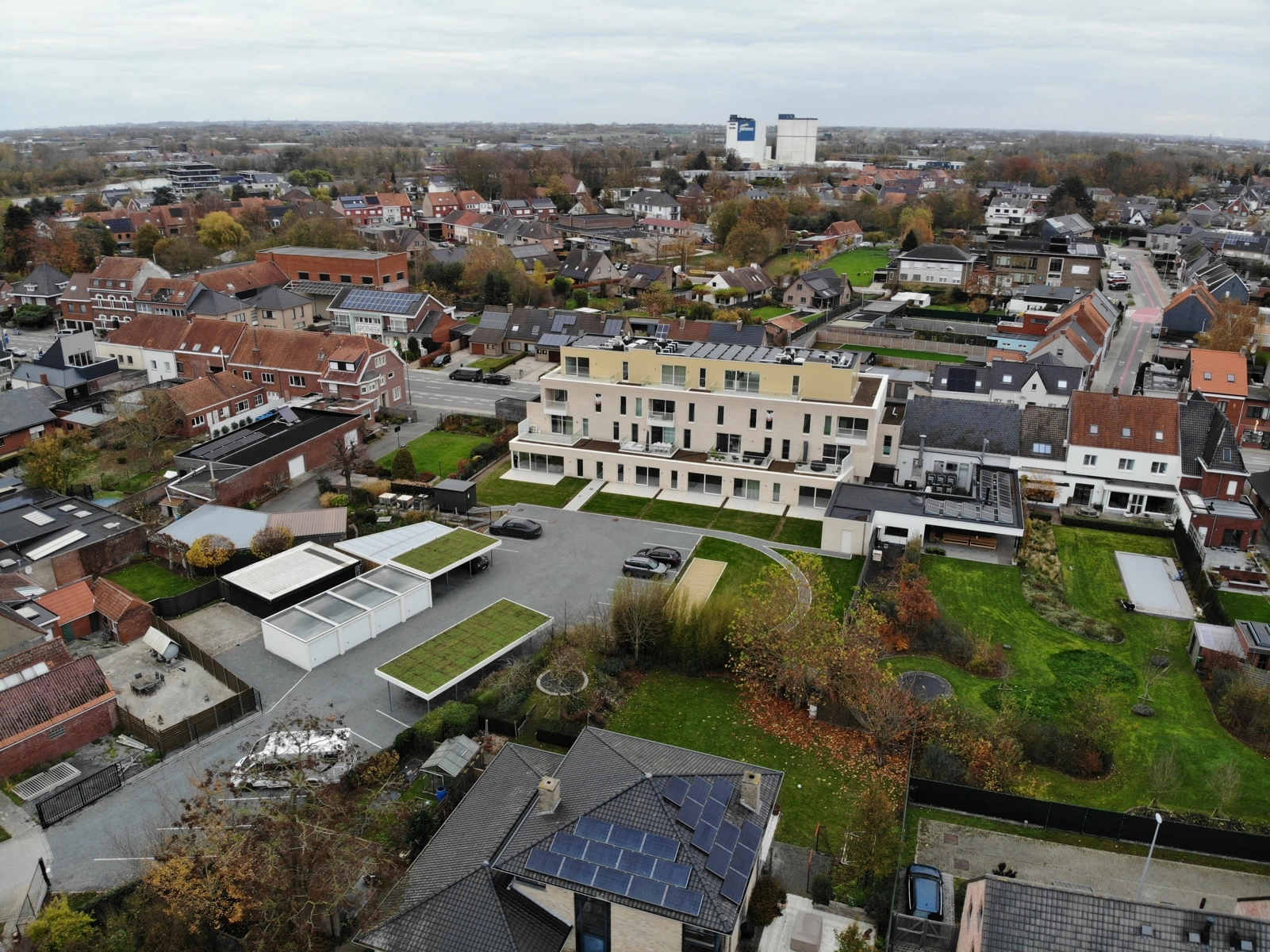 97739cefac5848dcb66c6c59d8ba941f photo